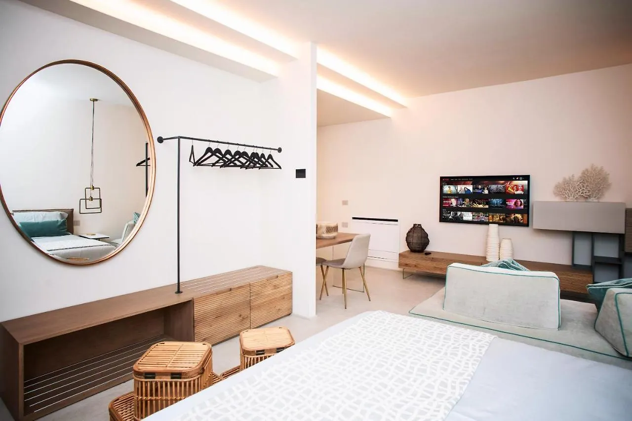 Vistamare Suite & Room Marina di Campo 0*,  Italy